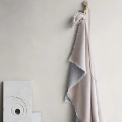 New Elvang Denmark Venice throw, White-nude Beige