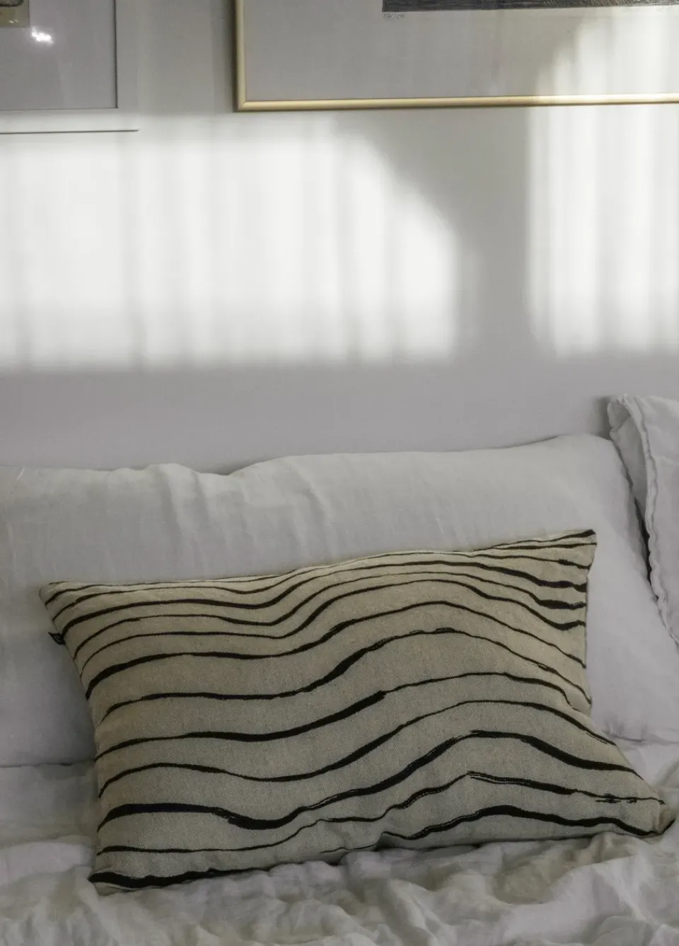 Outlet Fine Little Day Våg pillowcase 38x58 cm, Black BeigeBlack