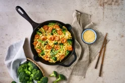 Hot Victoria cast iron frying pan pre-seasoned, Ø25 cm Black