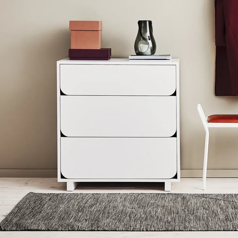 Dressers & Drawer Units|Dressers & Drawer Units^1898 Vidja Low chest of draws, Sand. 3 box Beige