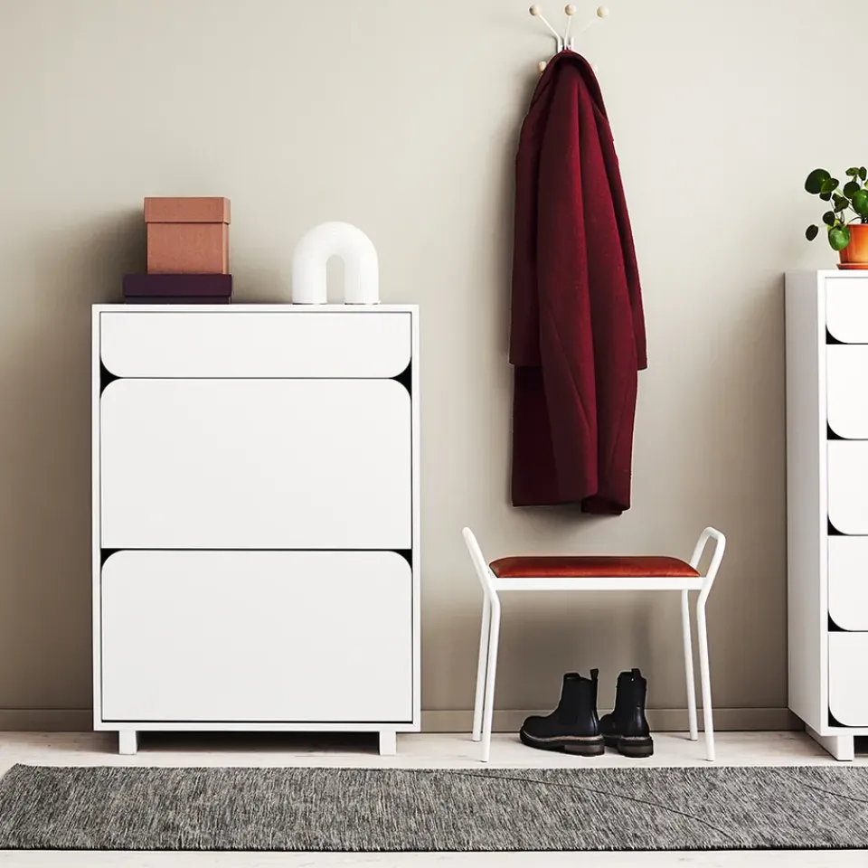 Hot 1898 Vidja shoe cabinet, lack. 2 fack+1 draw White