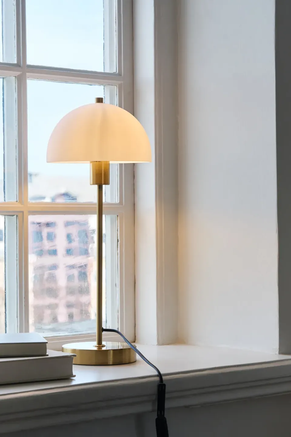 Discount Herstal Vienda table lamp, brass-white Gold-colouredWhite