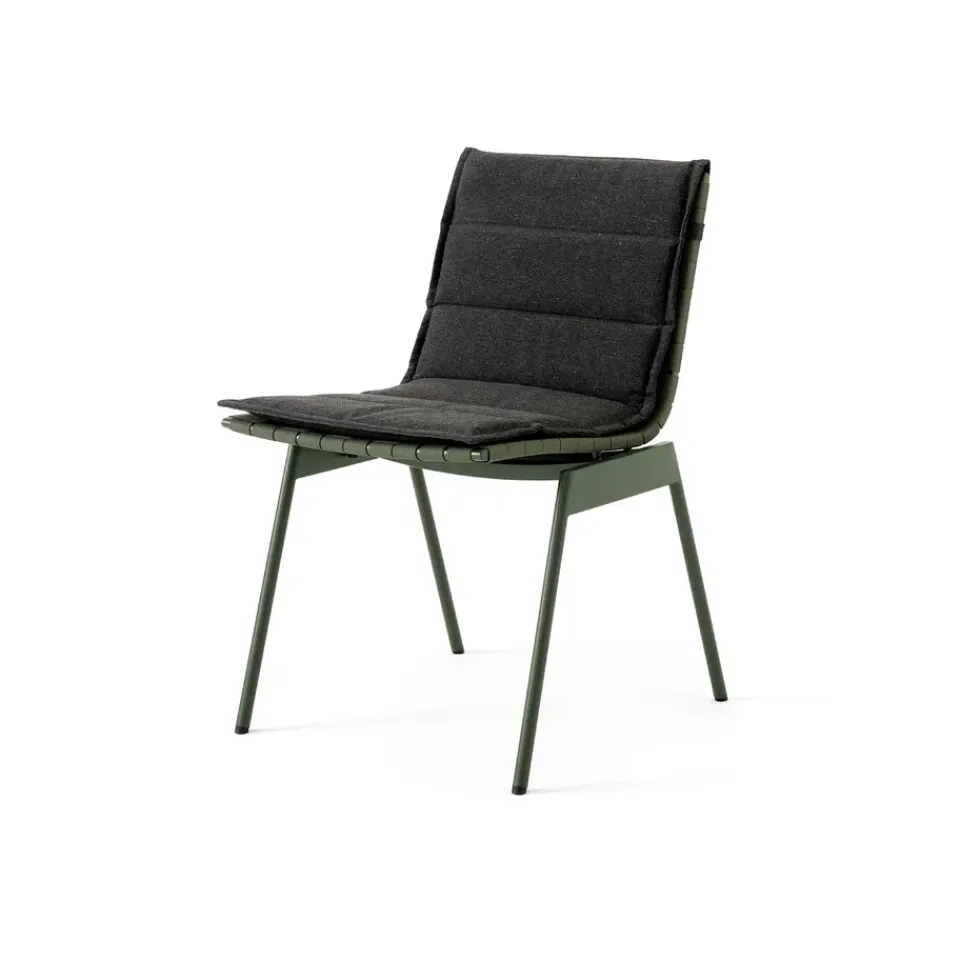 Online &Tradition Ville AV33-AV34 back and seat cushion 80x46 cm, Heritage char Black