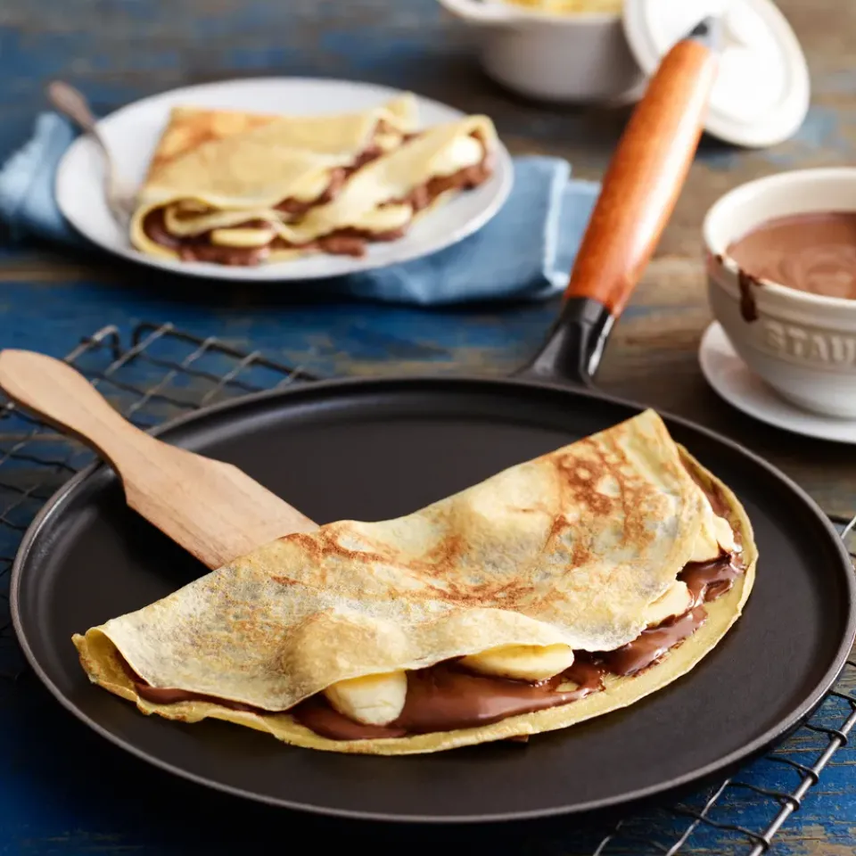 Cast Iron Pans|Frying Pans & Skillets^STAUB Vintage pancake pan with wooden handle Ø28 cm, Black