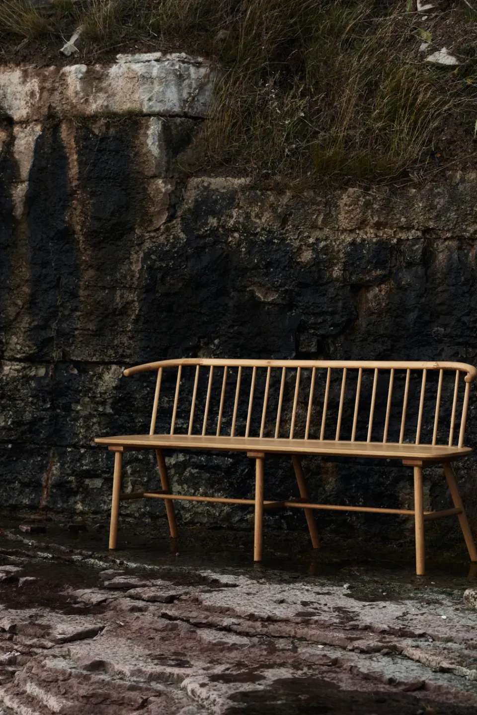 Online NJRD VIOR bench with backrest, Lacquered oak Beige