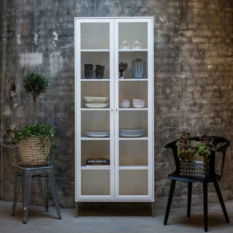 Discount Mavis Volt display cabinet 190 cm lacquer, Details in stainless steel White