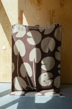 Wool Blankets & Throws^Fine Little Day Water lilies throw 130x220 cm, Brown