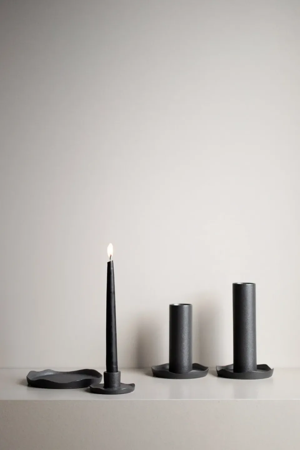 Candle Holders^DBKD Wave candle sticks, Cast iron Black