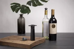 Discount Vacuvin Wine stopper & vacuum pump, Black