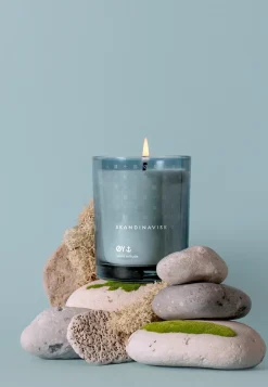 Discount Skandinavisk Øy scented candle with lid, 200 g Blue