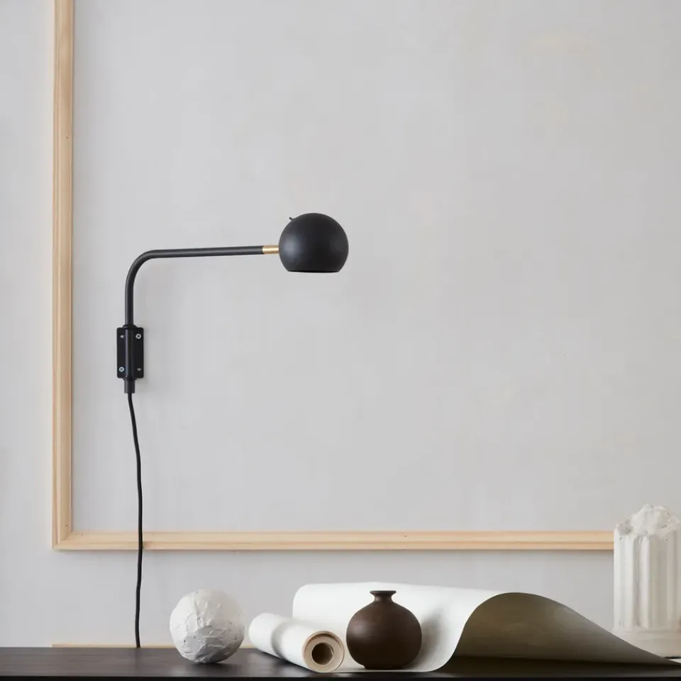 Hot CO Bankeryd Yes! wall lamp, Black