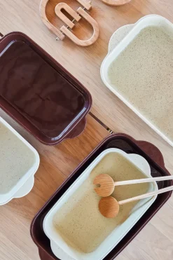 Hot OYOY Yuka ovenproof dish 22x40 cm, Dark terracotta Black