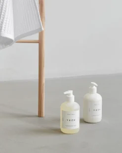 Soaps & Creams^Tangent Yuzu hand soap, 350 ml White