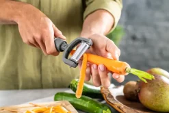 Discount Zwilling 5-in-1 peeler in plastic, Grey