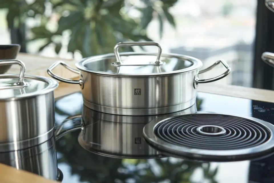 Hot Zwilling Pro serving pan stainless steel, 3 L Silver-coloured